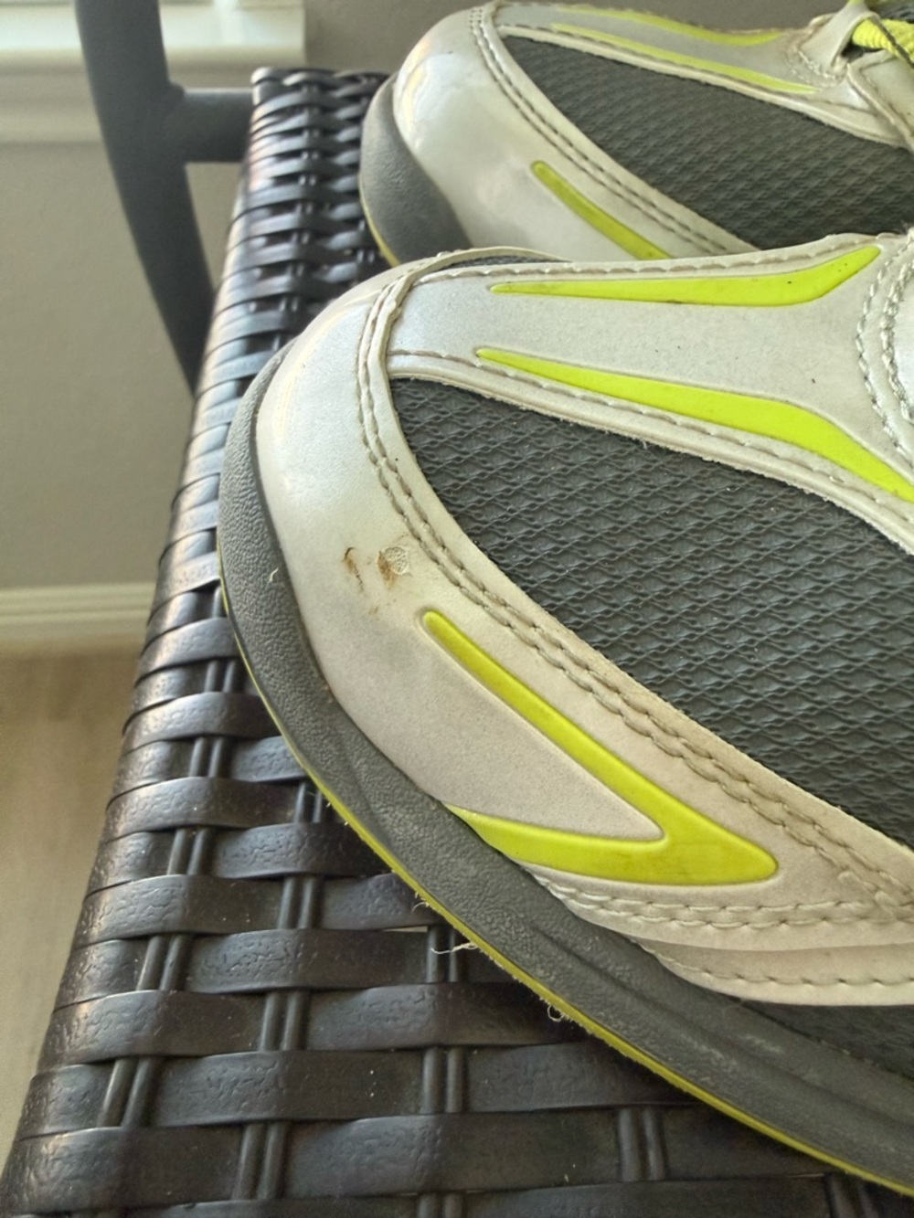 Dexter Men's Athletic Shoes Gray and Neon Yellow Bowling Shoes - Picture 3 of 6